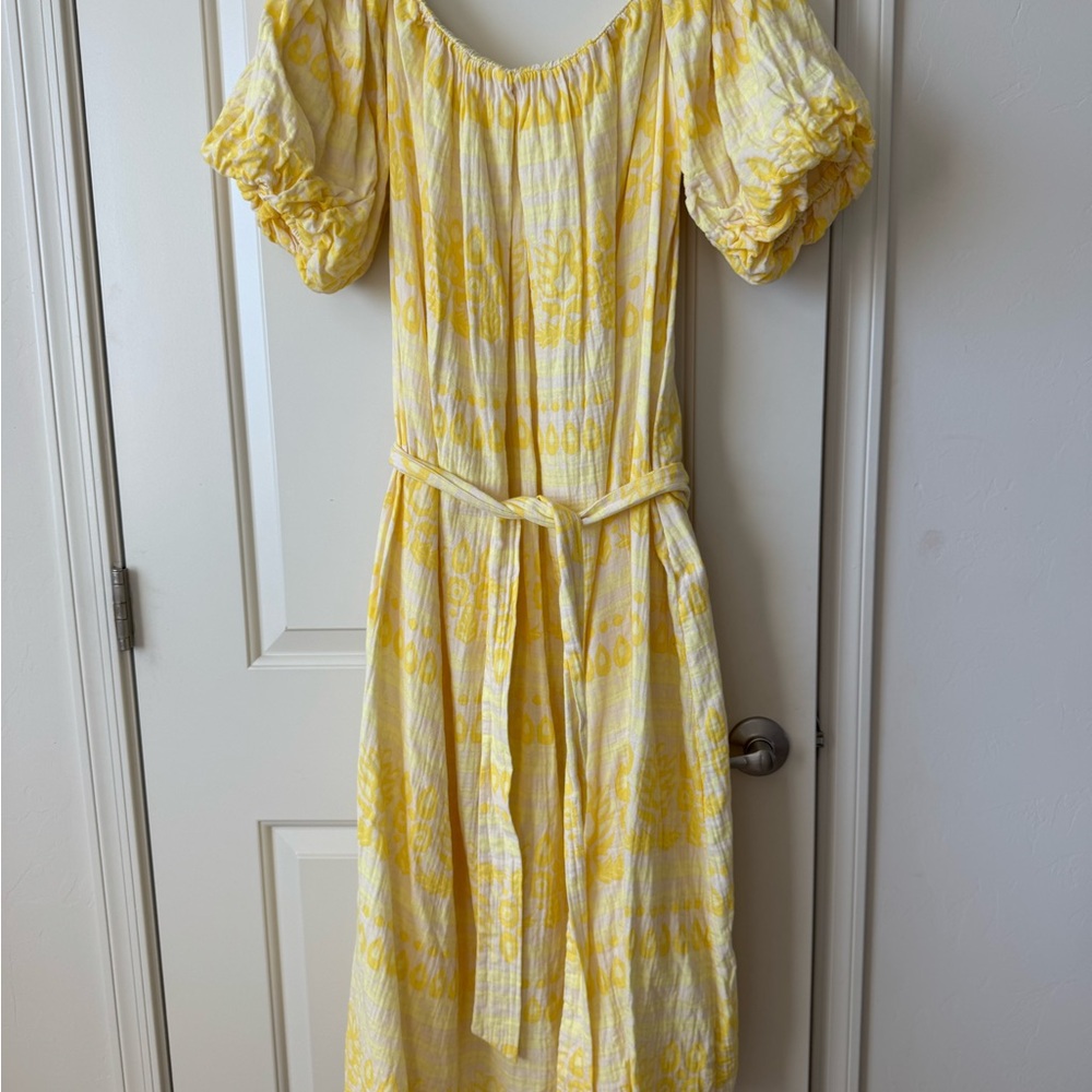 Sunny Yellow Midi Dress with Floral Pattern